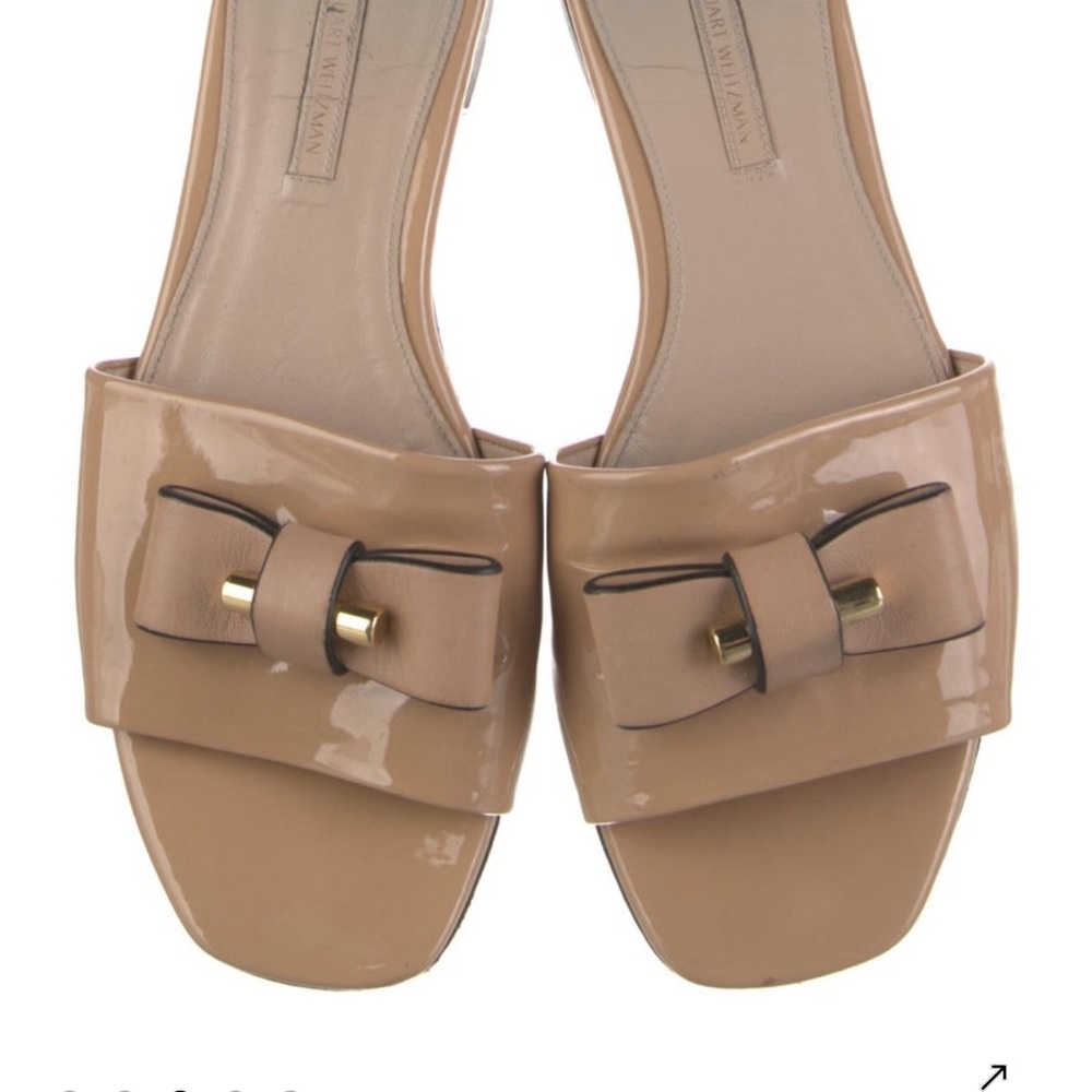 Stuart Weitzman Beige Patent Accent Slides - Picture 5 of 5